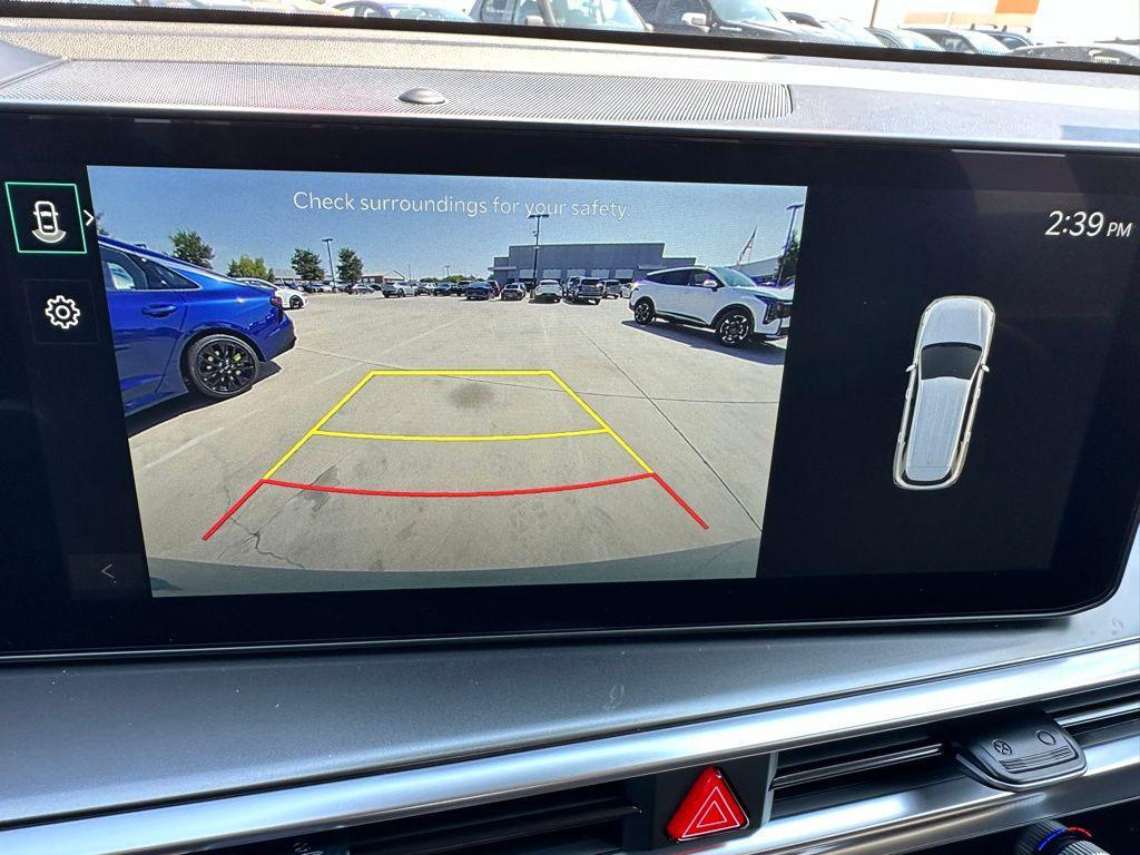 new 2025 Kia Sorento Hybrid car, priced at $36,395