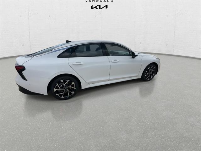 new 2025 Kia K5 car, priced at $33,884