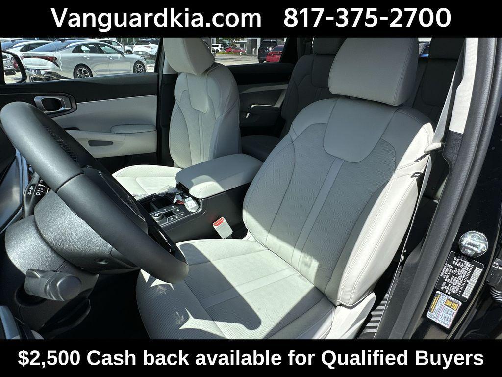 new 2025 Kia Sorento car, priced at $32,414