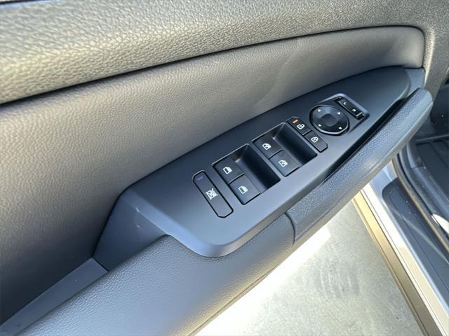 new 2026 Kia Sportage car, priced at $33,206
