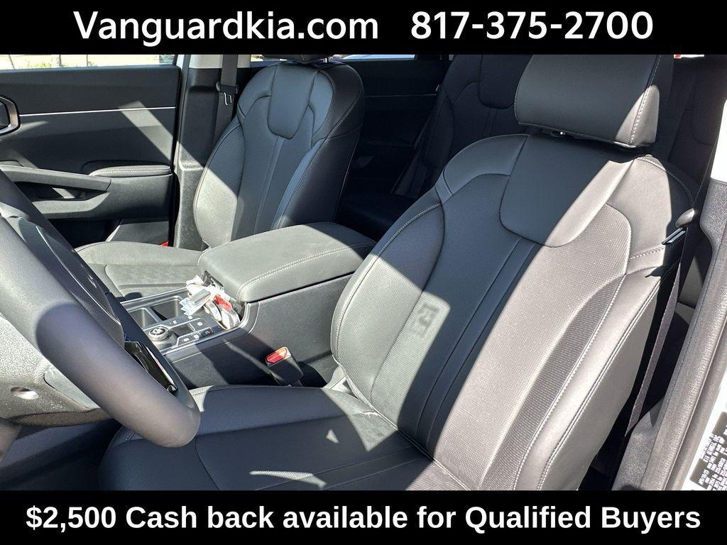 new 2025 Kia Sorento car, priced at $32,842