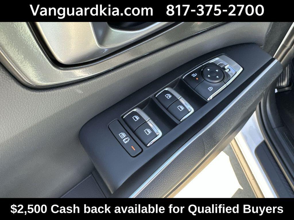 new 2025 Kia Sorento car, priced at $32,842