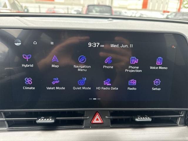 new 2025 Kia Sportage Hybrid car, priced at $33,298