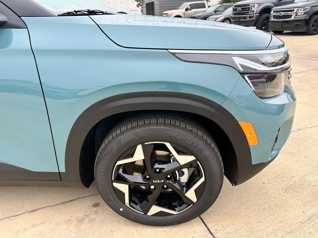 new 2026 Kia Seltos car, priced at $26,478