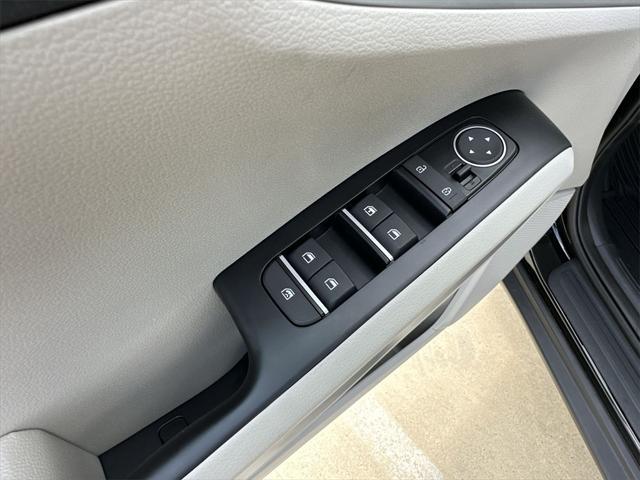new 2025 Kia Soul car, priced at $20,985
