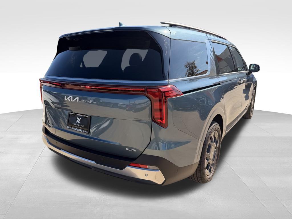 new 2026 Kia Carnival Hybrid car, priced at $47,007