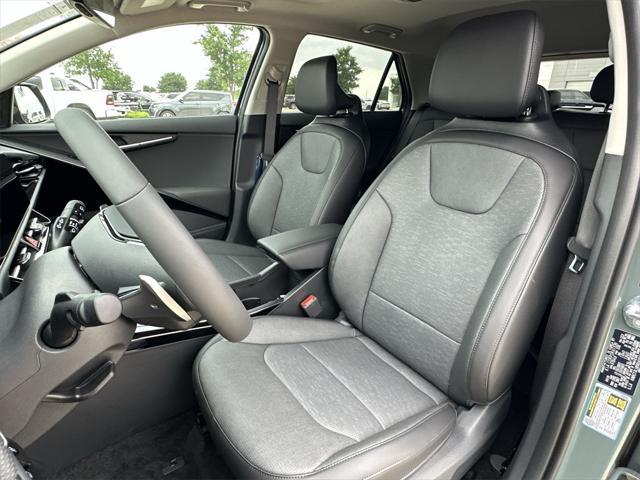 new 2025 Kia Niro EV car, priced at $36,452