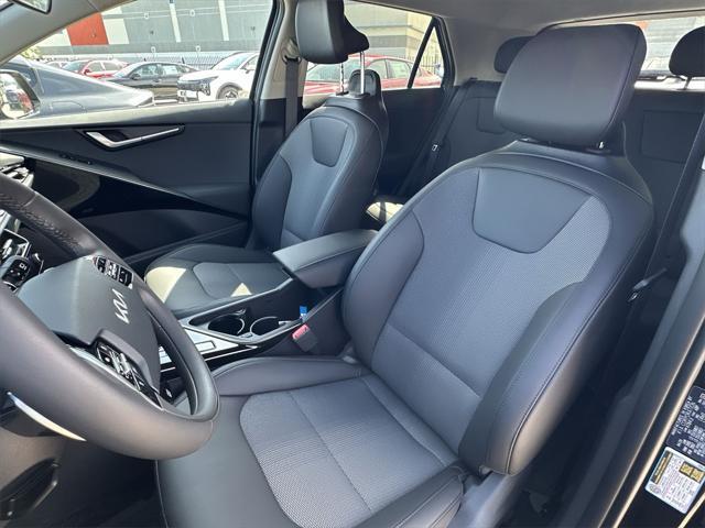 new 2025 Kia Niro EV car, priced at $32,148
