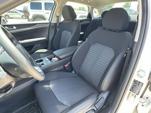 new 2026 Kia K5 car, priced at $29,060