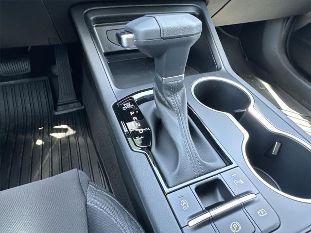 new 2026 Kia K5 car, priced at $29,060