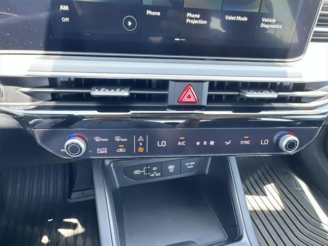 new 2026 Kia K5 car, priced at $29,060