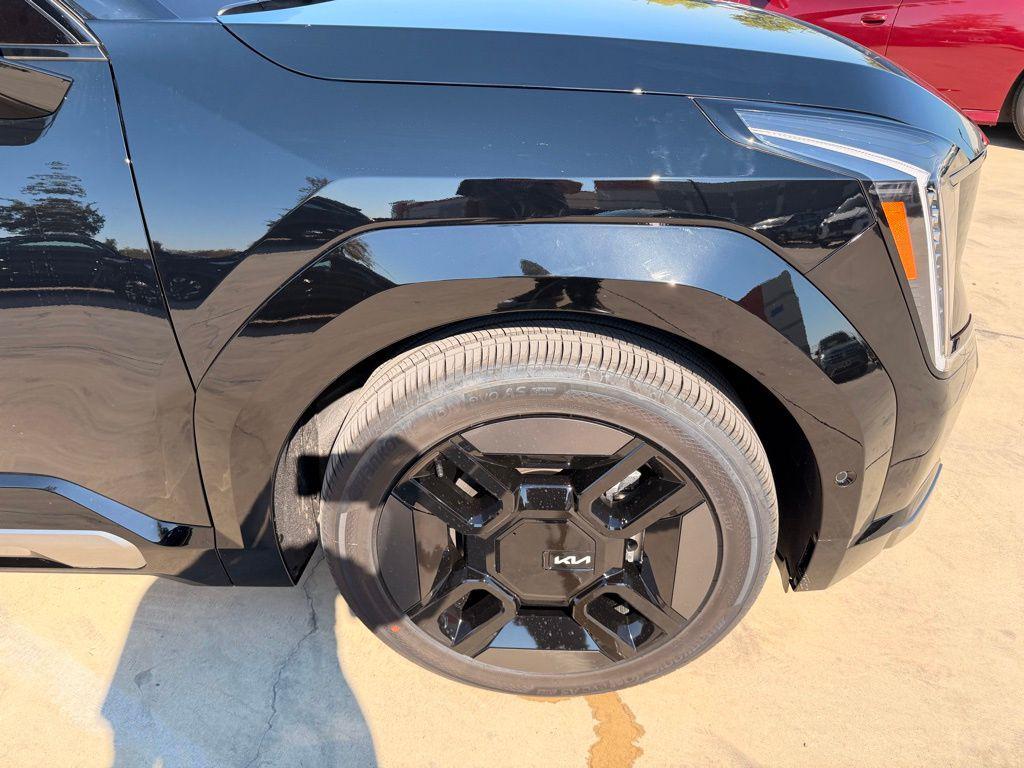 new 2026 Kia EV9 car, priced at $63,857