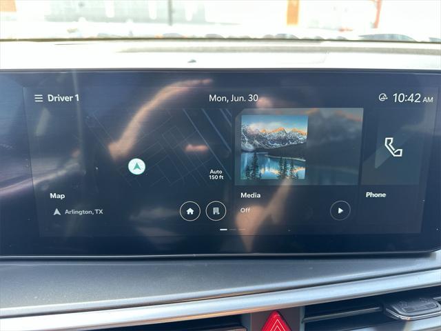 used 2025 Kia Sorento car, priced at $34,494