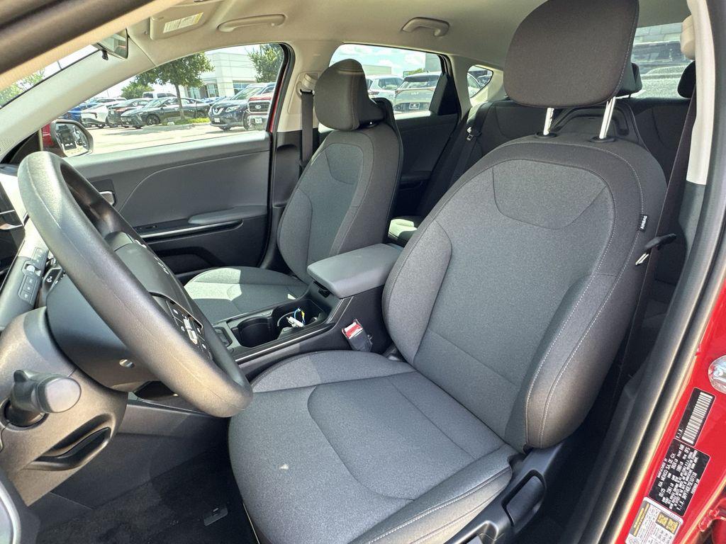 new 2025 Kia K4 car, priced at $23,278