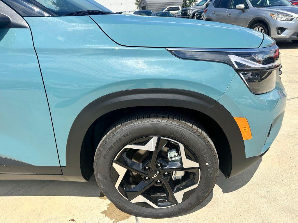 new 2026 Kia Seltos car, priced at $25,707