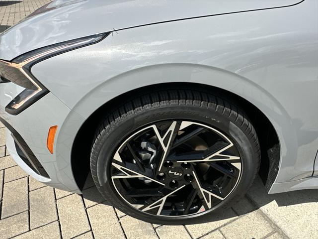 new 2025 Kia K5 car, priced at $29,609