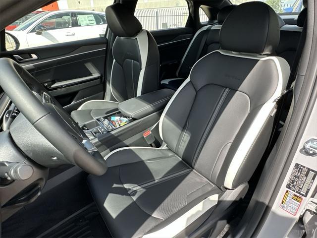 new 2025 Kia K5 car, priced at $29,609