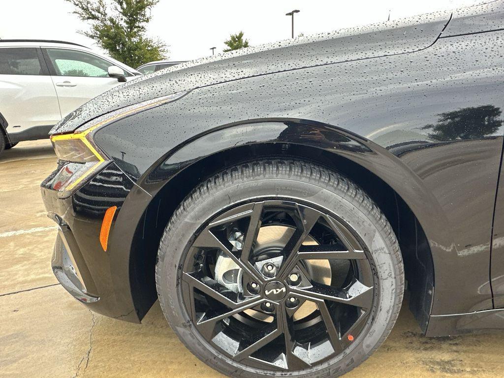 new 2026 Kia K5 car, priced at $31,397