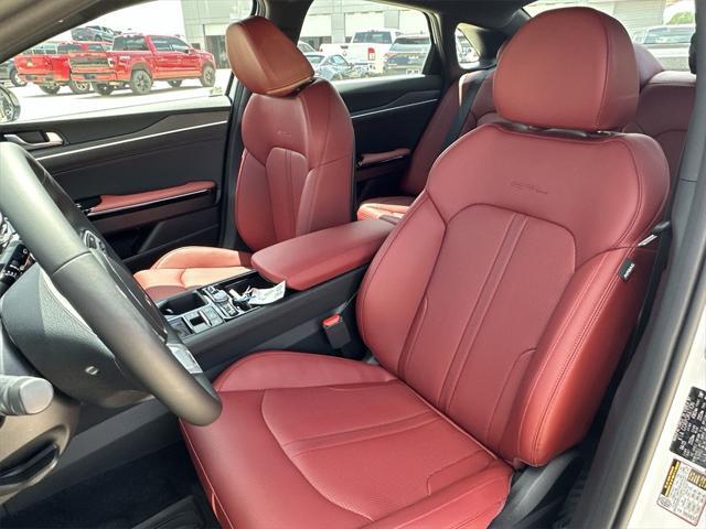 new 2025 Kia K5 car, priced at $29,714
