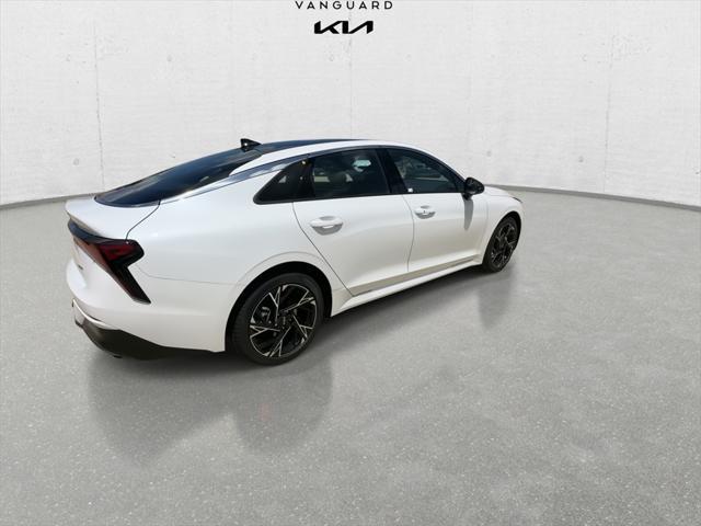 new 2025 Kia K5 car, priced at $29,714