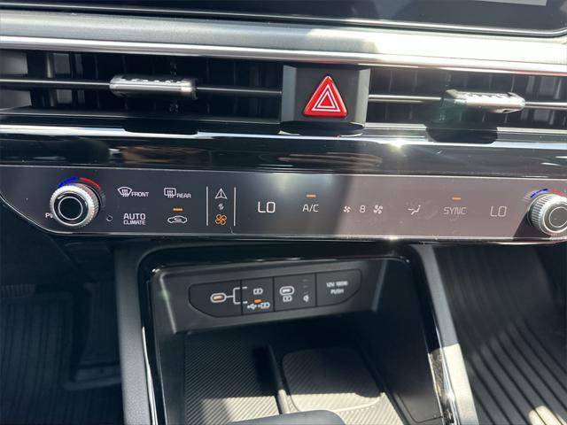 new 2025 Kia K5 car, priced at $29,714