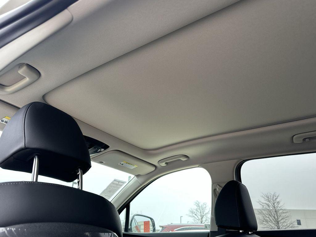 new 2025 Kia Sorento Hybrid car, priced at $37,974