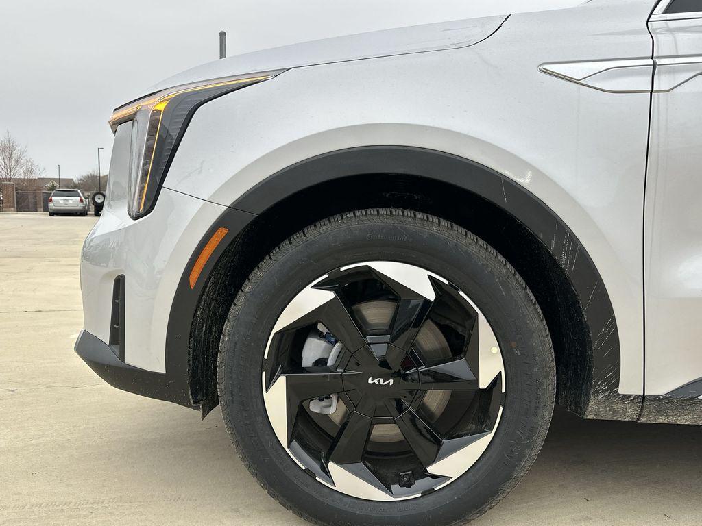 new 2025 Kia Sorento Hybrid car, priced at $37,974