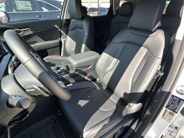 new 2025 Kia Sportage Hybrid car, priced at $33,154