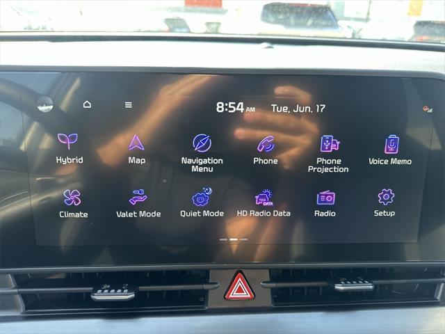 new 2025 Kia Sportage Hybrid car, priced at $33,154