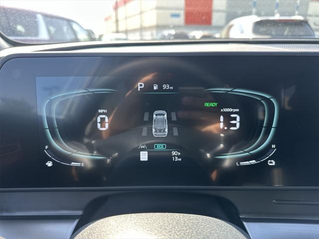 new 2025 Kia Sportage Hybrid car, priced at $33,154