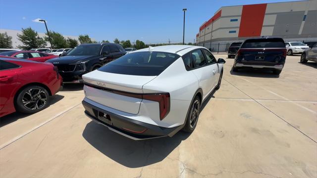 new 2025 Kia K4 car, priced at $23,282