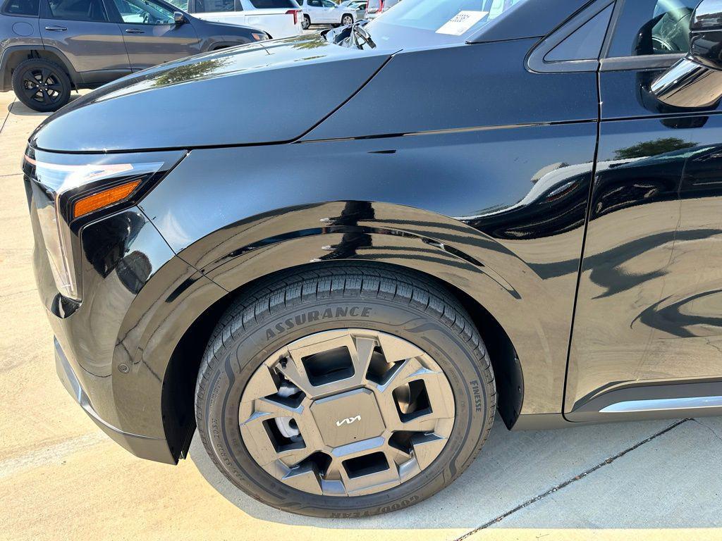 new 2026 Kia Carnival Hybrid car, priced at $46,576