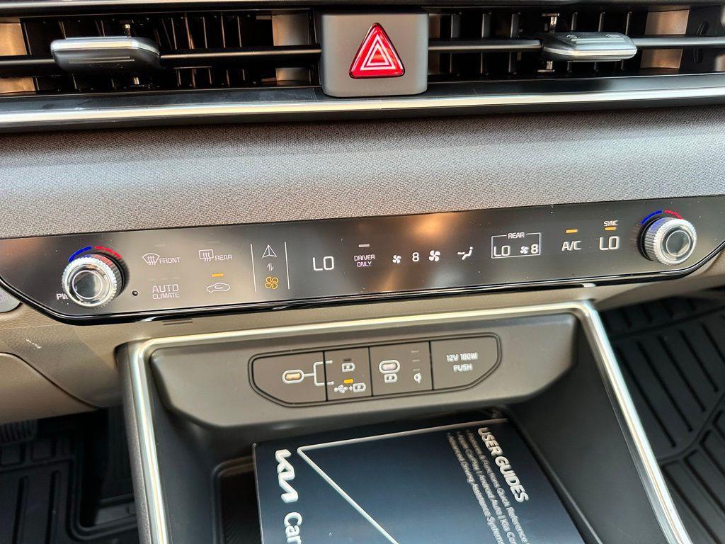 new 2026 Kia Carnival Hybrid car, priced at $46,576