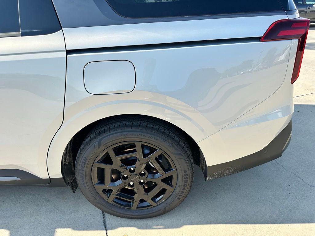 new 2026 Kia Carnival car, priced at $49,774