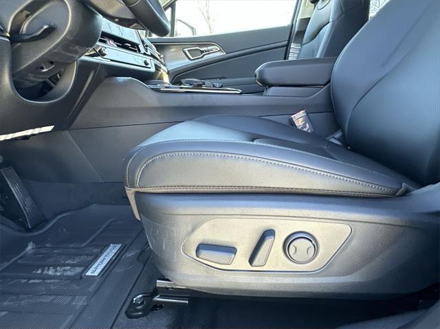 new 2025 Kia Sportage Hybrid car, priced at $32,986