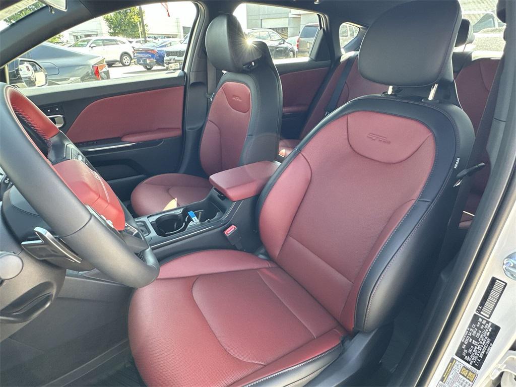 new 2025 Kia K4 car, priced at $29,547
