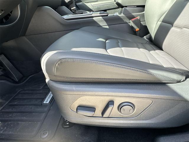 new 2026 Kia Sportage car, priced at $37,385