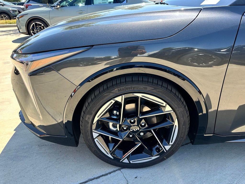 new 2025 Kia K4 car, priced at $25,574