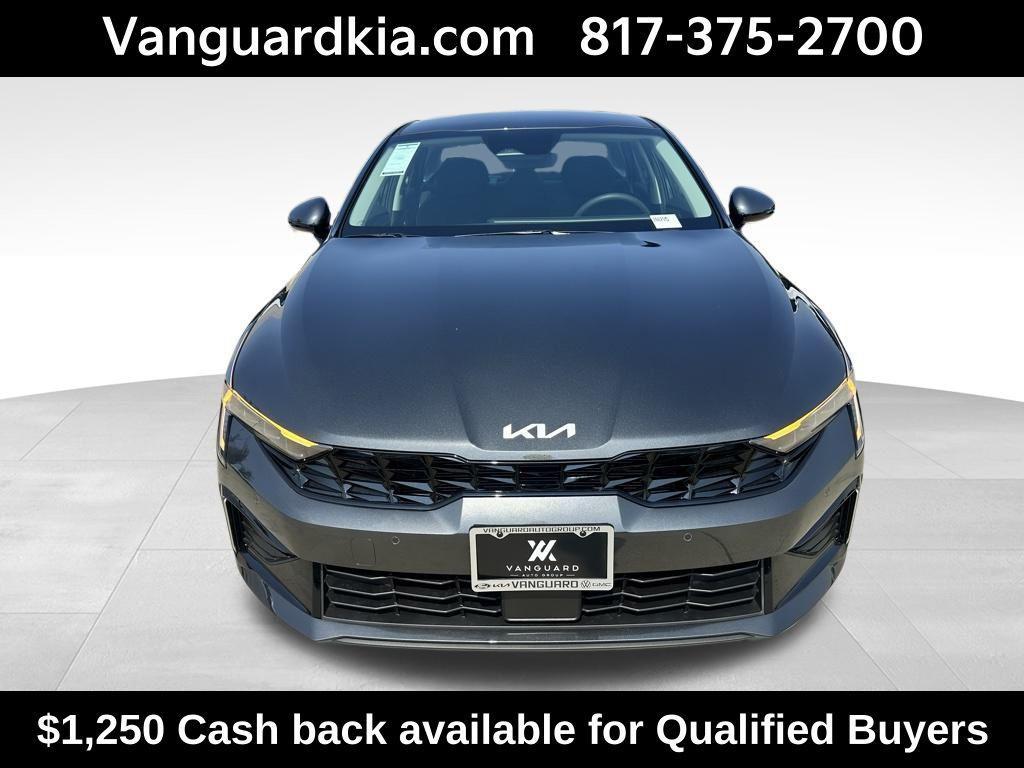 new 2025 Kia K5 car, priced at $25,700