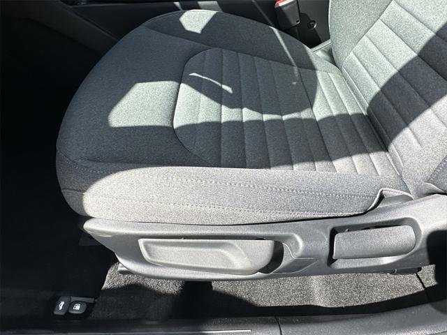 new 2025 Kia K4 car