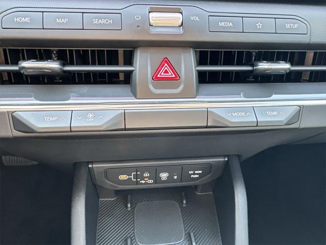 new 2025 Kia K4 car