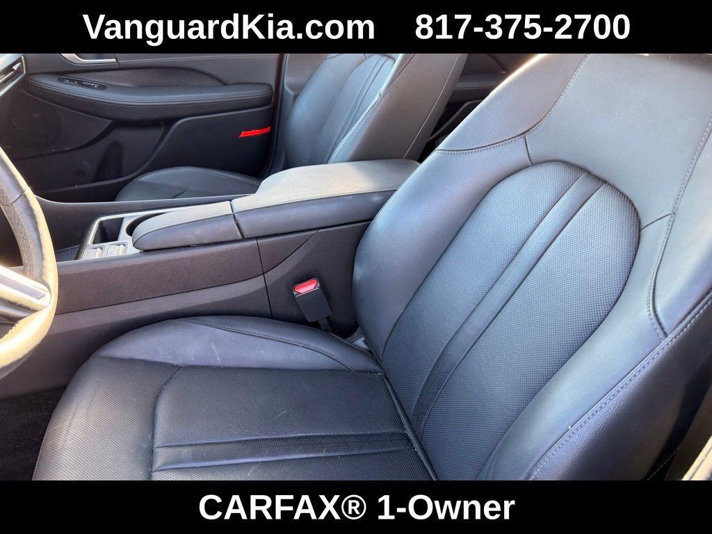 used 2025 Hyundai Sonata Hybrid car