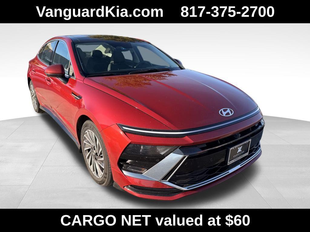used 2025 Hyundai Sonata Hybrid car