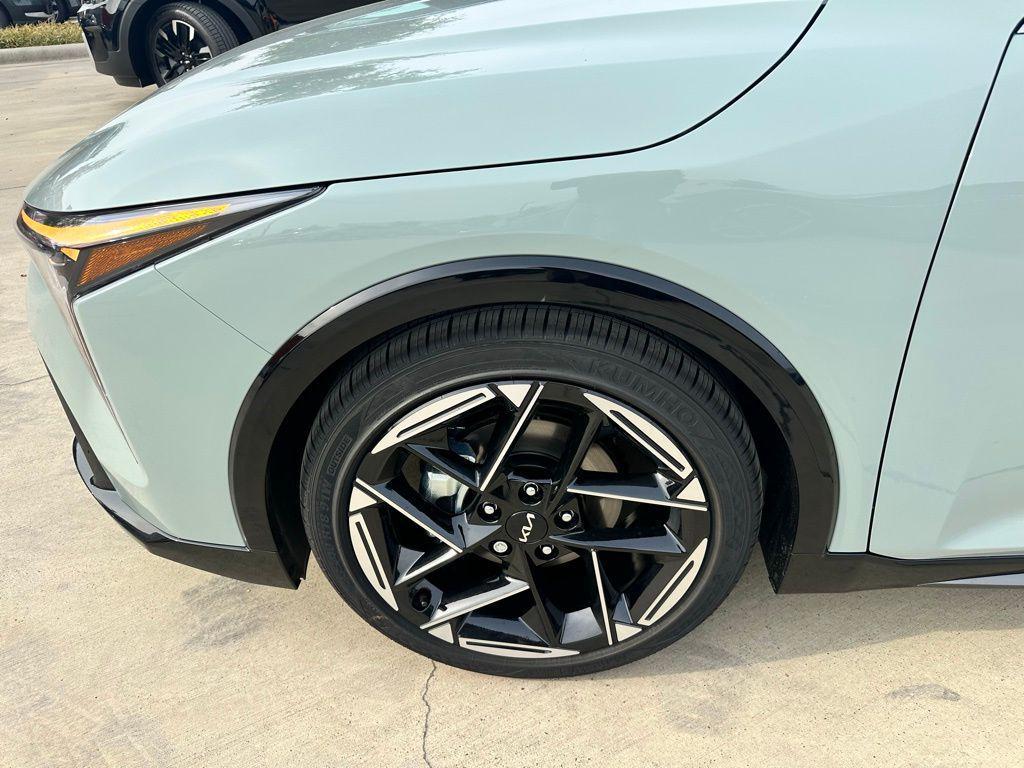 new 2025 Kia K4 car, priced at $25,594