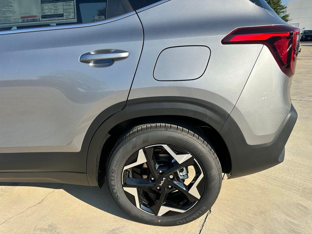 new 2026 Kia Seltos car, priced at $26,478