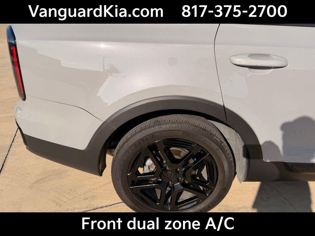 used 2025 Kia Telluride car, priced at $45,661