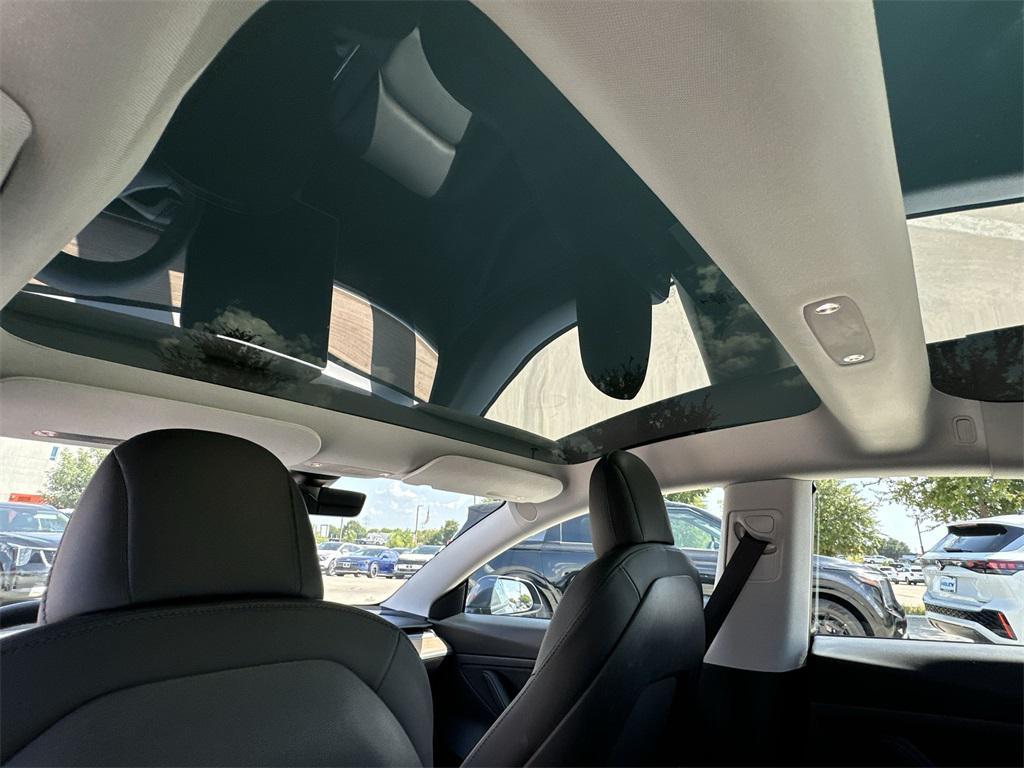 used 2021 Tesla Model 3 car, priced at $27,606