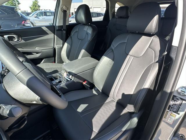 new 2025 Kia Sorento car, priced at $34,942