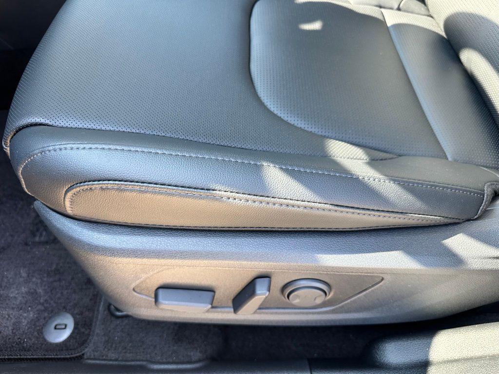 new 2026 Kia Sportage car, priced at $30,535