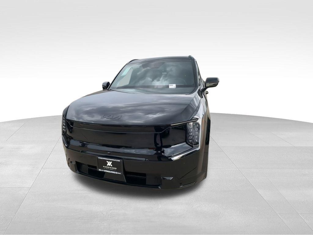 new 2026 Kia EV9 car, priced at $59,883